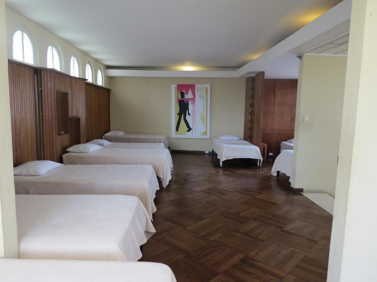 Hostel Casa Del Parque Сан-Хосе Экстерьер фото
