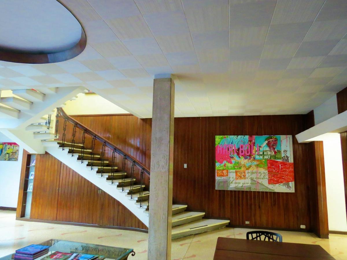 Hostel Casa Del Parque Сан-Хосе Экстерьер фото
