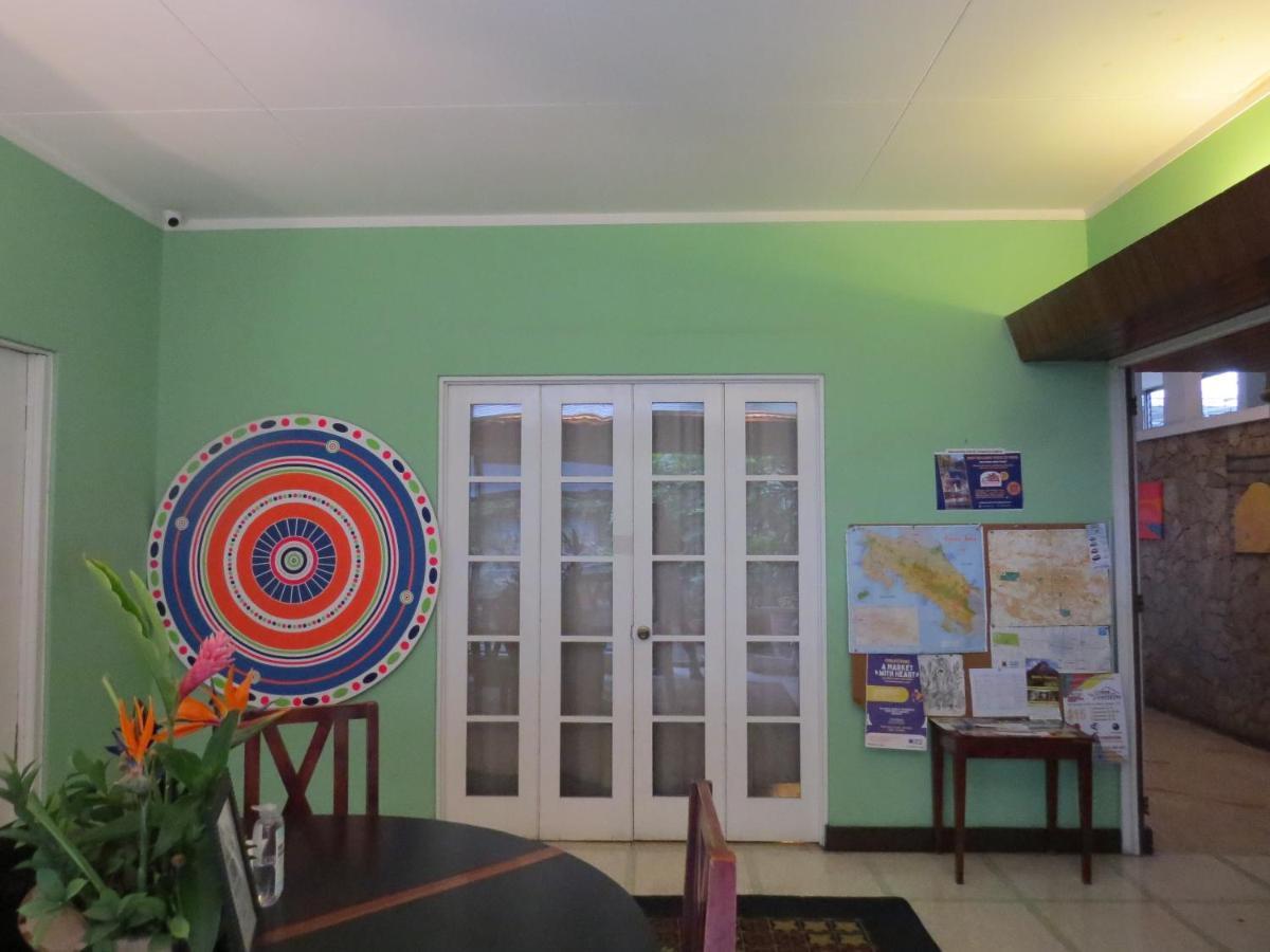 Hostel Casa Del Parque Сан-Хосе Экстерьер фото